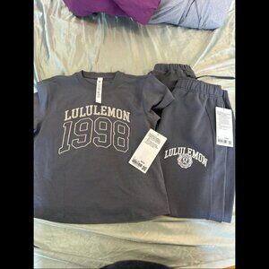 Lululemon Scuba Mid Rise Jogger